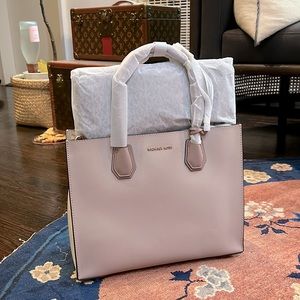 Michael Kors Mercer Large Color-Block Saffiano Leather Tote Bag